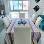 apartamento con vista al mar